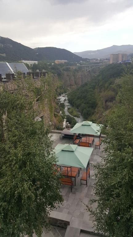 Nairi Hotel جرموك المظهر الخارجي الصورة